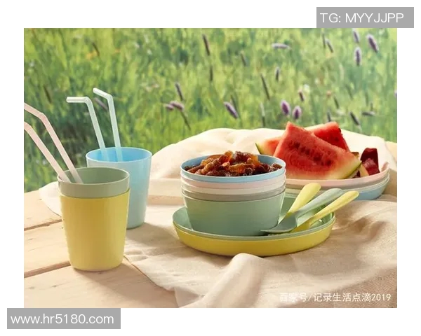 足球明星分享盒饭美食视频揭秘他们的饮食习惯与生活点滴